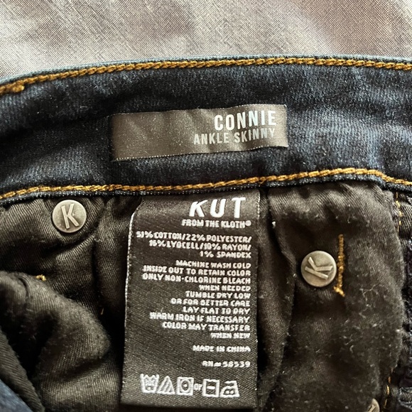 Kut from Kloth Connie Ankle Skinny stretch jeans with raw hem - Picture 6 of 10